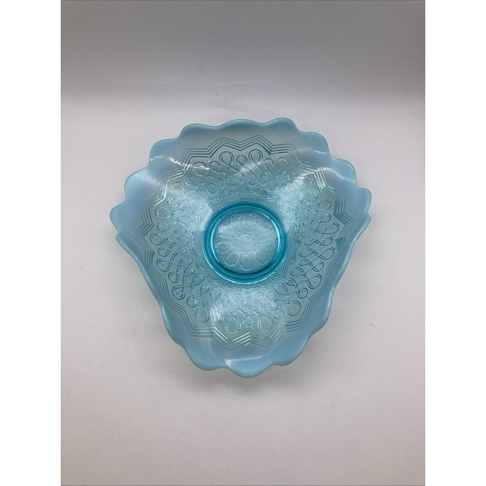 Blue Opalescent Jefferson Glass "Many Loops" Pattern Fluted Candy Dish 8" W
